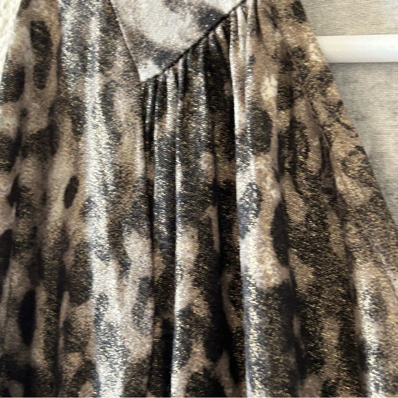 Cache Women’s Faux Wrap Top Small Cheetah Print Pullover Party Dressy Date - Picture 7 of 12